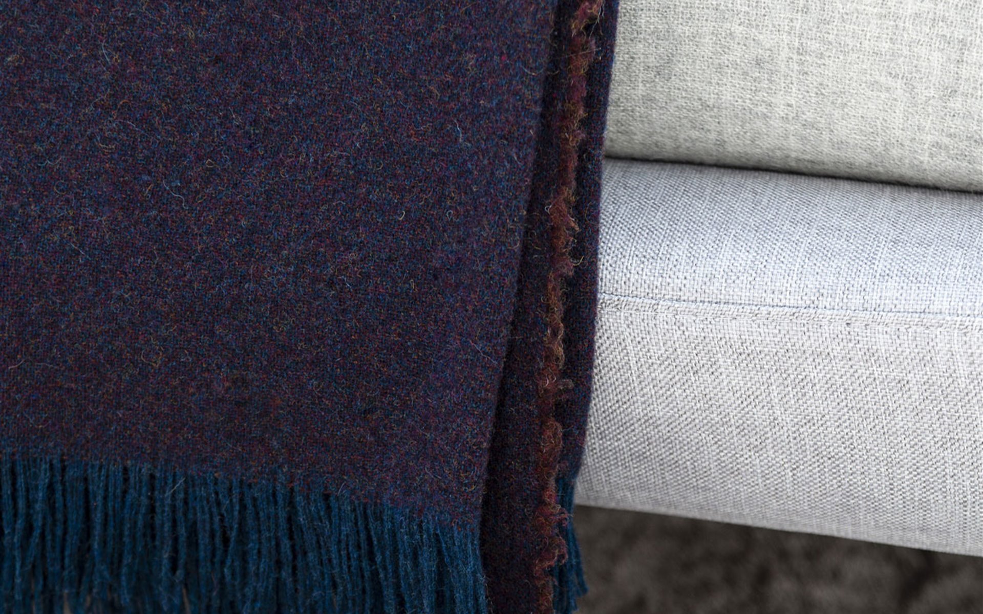 Mrs.Me throw Aeon Raisin wool cashmere detail 1200 x 1200